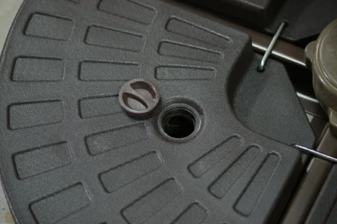 水箱傘座注水口