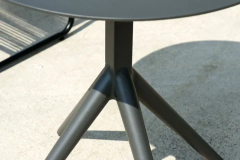 訂製金屬餐桌細節