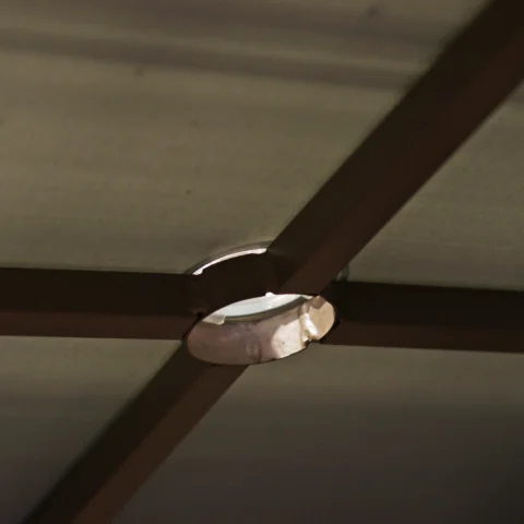 米爾頓 藤編餐桌
