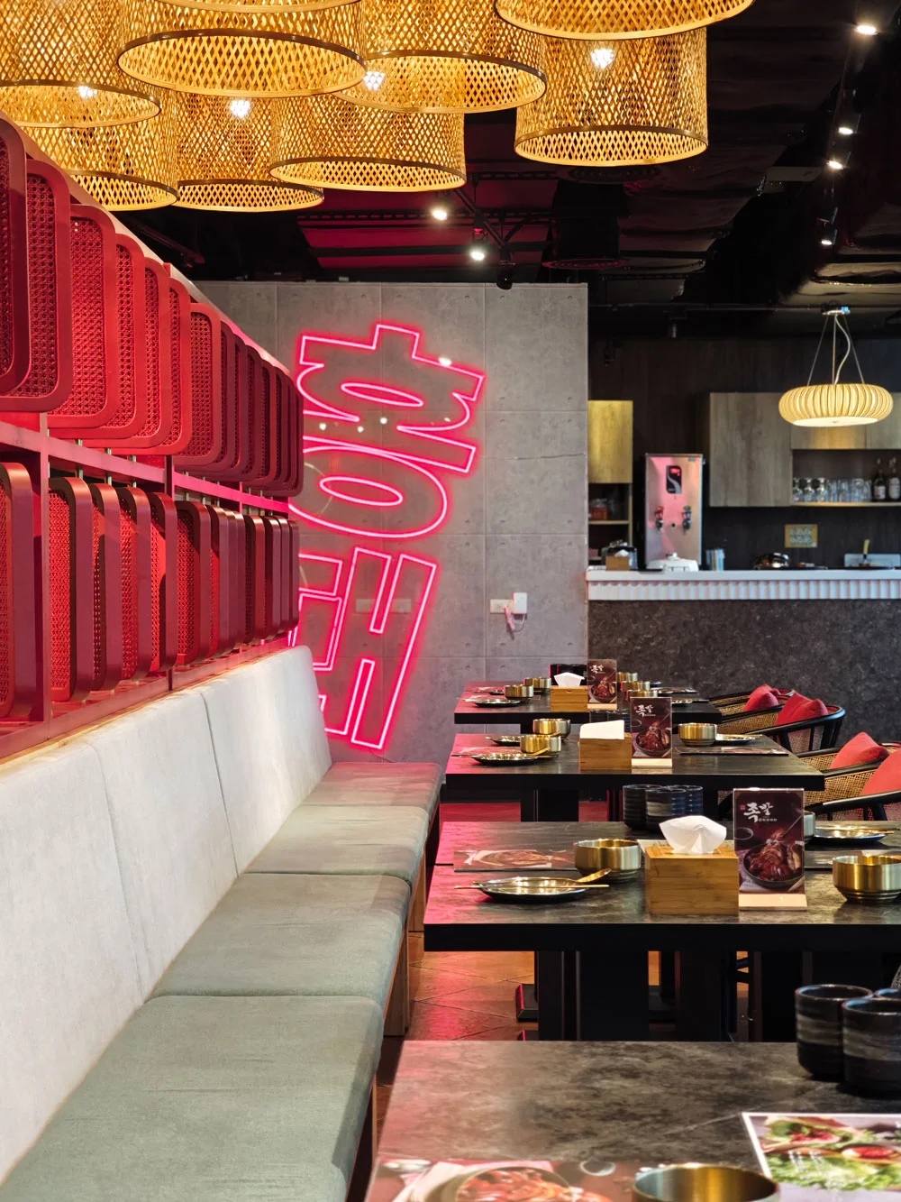 韓宮館餐廳訂製家具