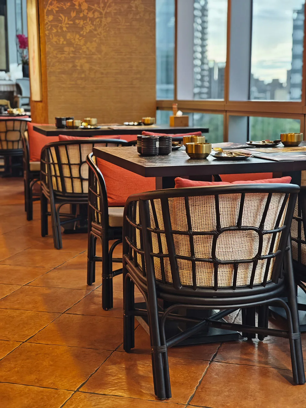 韓宮館餐廳訂製家具