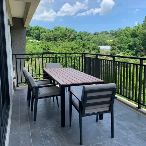 羅拉長型餐桌